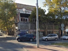 Няма да бутат опасния тютюнев склад на Сточна гара засега