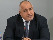 Борисов изненадващо влезе в МС по време на брифинга на Щаба и взе думата!