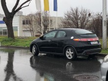 Огромни колони от автомобили на "Скобелева майка"