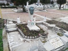 Поставиха възпоминателна скулптура на Йосиф Шнитер