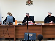 Апелативният съд в Пловдив остави в ареста трима, продавали килограми марихуана