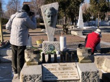 Официално откриха скулптура на първия главен архитект на Пловдив