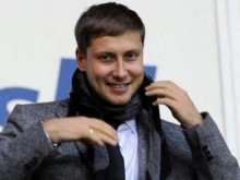 Зингаревич пристига в Пловдив, ще гледа контролата между Ботев и Етър