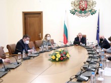 Разхлабват противоепидемичните мерки в определени сектори и бизнеси?