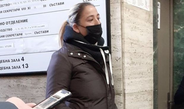 Майка на 8 деца, падаща си по хазарта: Не знам дали съм българка, или циганка