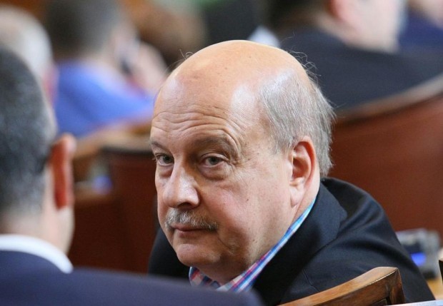 БГНЕС
Георги Марков обяви, че слиза от парламентарната сцена. Той също