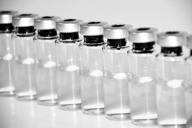 Германия ще ваксинира цялото си население срещу коронавирус преди края
