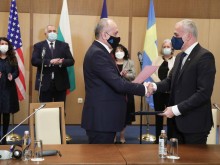 Подписаха много важен договор, Борисов присъства