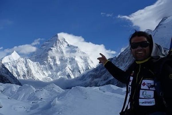 Фейсбук
Българският алпинист Атанас Скатов е паднал на място където не