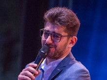 Сашо Кадиев до болка откровен: Закъснявам, защото съм бил в клозета