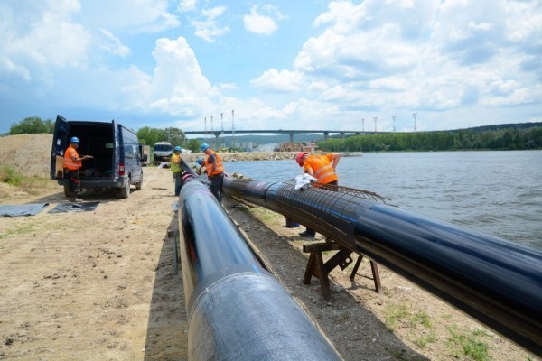 За нови проблемни участъци открити по тръбопровода във Варненското езеро