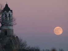 Ледено утро в Пловдив заради силния вятър! Температурата се усеща като минус 11!