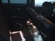 Вижте какво откриха в Пловдив в мерцедеса на 49-годишна жена