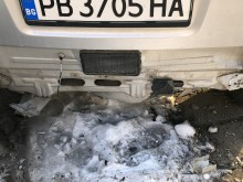 18-годишен удари 3 коли с БМВ-то на баща си в Пловдив, избяга от страх