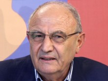 Професор: От македонците се иска само да признаят историческите си корени