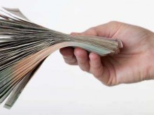 КНСБ: През 2025 г. средната работна заплата може да надмине 2400 лв.