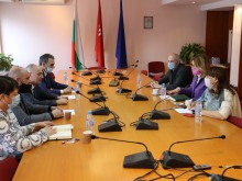 Лекарите от БСП: Общинските болници трябва да бъдат запазени