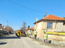 Стартираха ремонтните дейности на пътя Асеновград-Кърджали