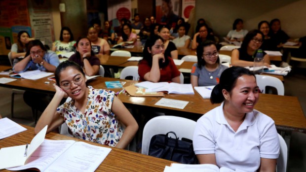 Ройтерс
Филипините са готови да разрешат на хиляди свои здравни работници