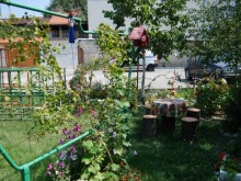 Наградата "Зелен дом" връчиха на създателите на цветен оазис