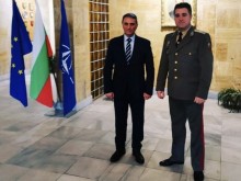 Разработки на нови технологии за изхранване на армията ще създават две висши училища