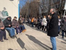 Нови опашки и напрежение за ваксини