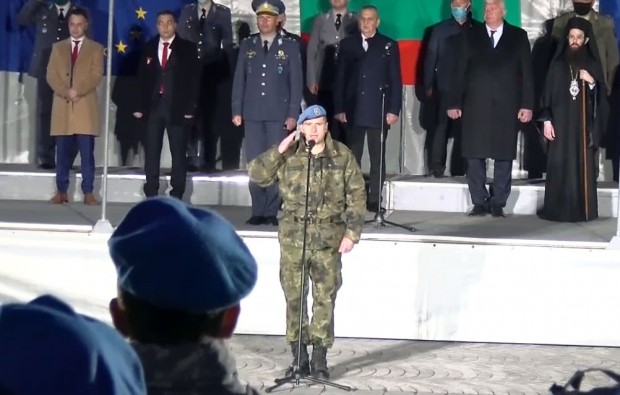 С тържествена заря-проверка в Пловдив завършиха честванията на 143 г. от Освобождението