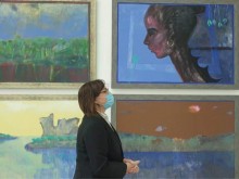 "Живописта сега – Пловдив 2021" посрещна Корнелия Нинова