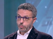 Д-р Петър Марков: Не бих отишъл в ресторант, рисковано е