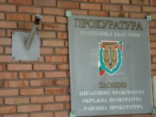 Кметът на Гълъбово задържан под парична гаранция