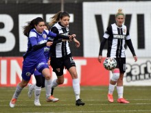 Дамите на Локо рестартираха сезона с 4:0 над Етър