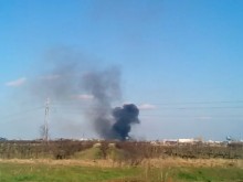 Отново черен дим покри небето над Пловдив