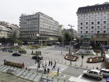 Обещаха до края на годината заплатите в Сърбия да са по-високи от тези в България