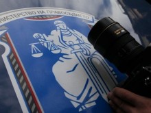 Свален от самолет индиец буйства в българския съд