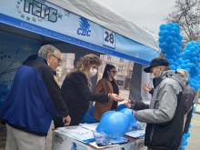 Предизборният пункт на ГЕРБ-СДС в центъра на Пловдив посреща граждани