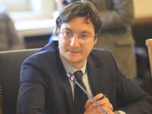 Крум Зарков от БСП: Доверието в институциите в държавата е "под кота 0"
