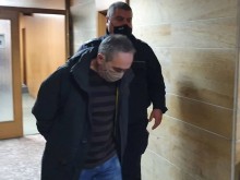 Ето го зъботехника, обвинен за блудство с 3 деца в Пловдив