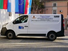 Мобилните имунизационни кабинети в Пловдив в готовност да заработят от утре