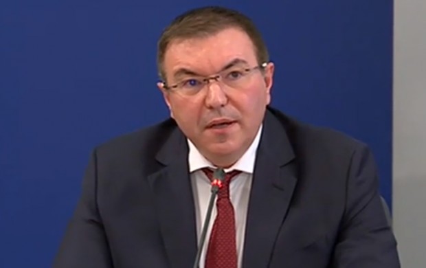 Министърът с изключително емоционално обръщение към нацията!