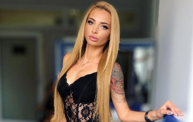 25 годишната Деница Иванова която безуспешно се пробва в конкурса Мис