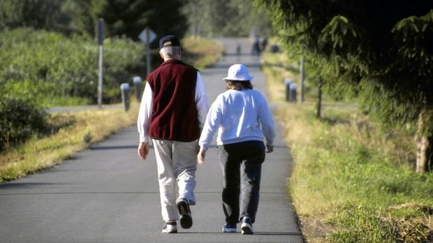 Хората, които ходят бавно, имат почти четири пъти по-голям шанс