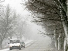 320 машини са обработвали пътищата през нощта