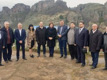 Корнелия Нинова: БСП има готов специален закон за Северозапада, предвиждащ 100 млн. лв. държавни инвестиции