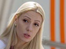 Проблеми за Деси Бакърджиева