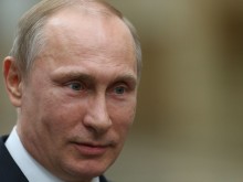 Путин се ваксинира