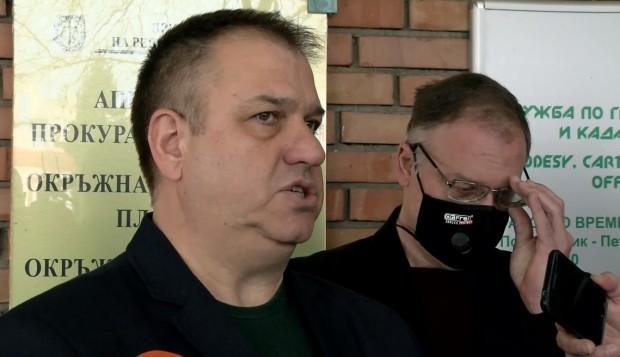 Поръчков ли е палежът на такситата в Ягодово?