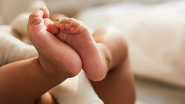 Едномесечно бебе с COVID 19 е било прието в Клиниката по
