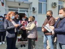 Сребърна значка за Надя Танева от Националната асоциация на сляпо-глухите