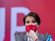 Илияна Раева: Повярвайте, тежко е!