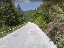 Ново пътно трасе ще осигурява по-кратка връзка на село Осиково с Девин и Кричим